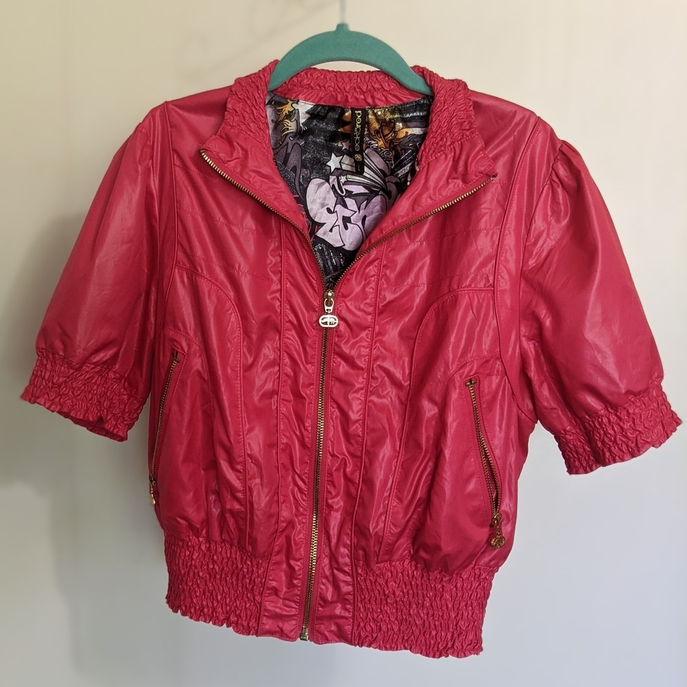 ecko red puffer jacket, half sleeve, lg. graffiti art. urban 90s, y2k hip hop.